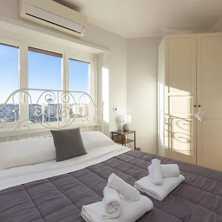 Piramide View By In Apartment