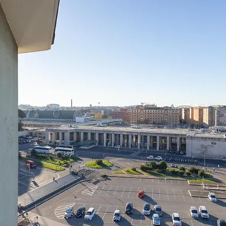 Piramide View By In Apartment Rome