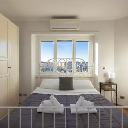 Piramide View By In Apartment