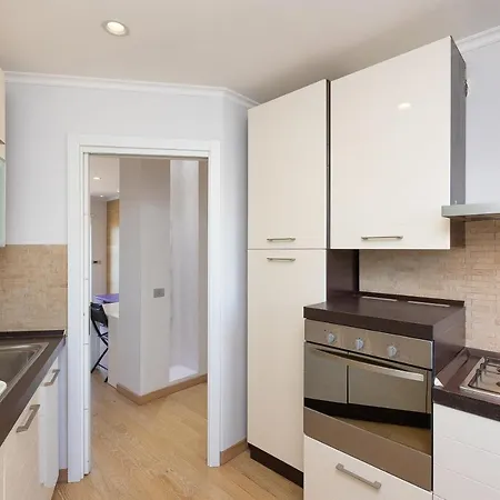 Piramide View By In Apartment Rome